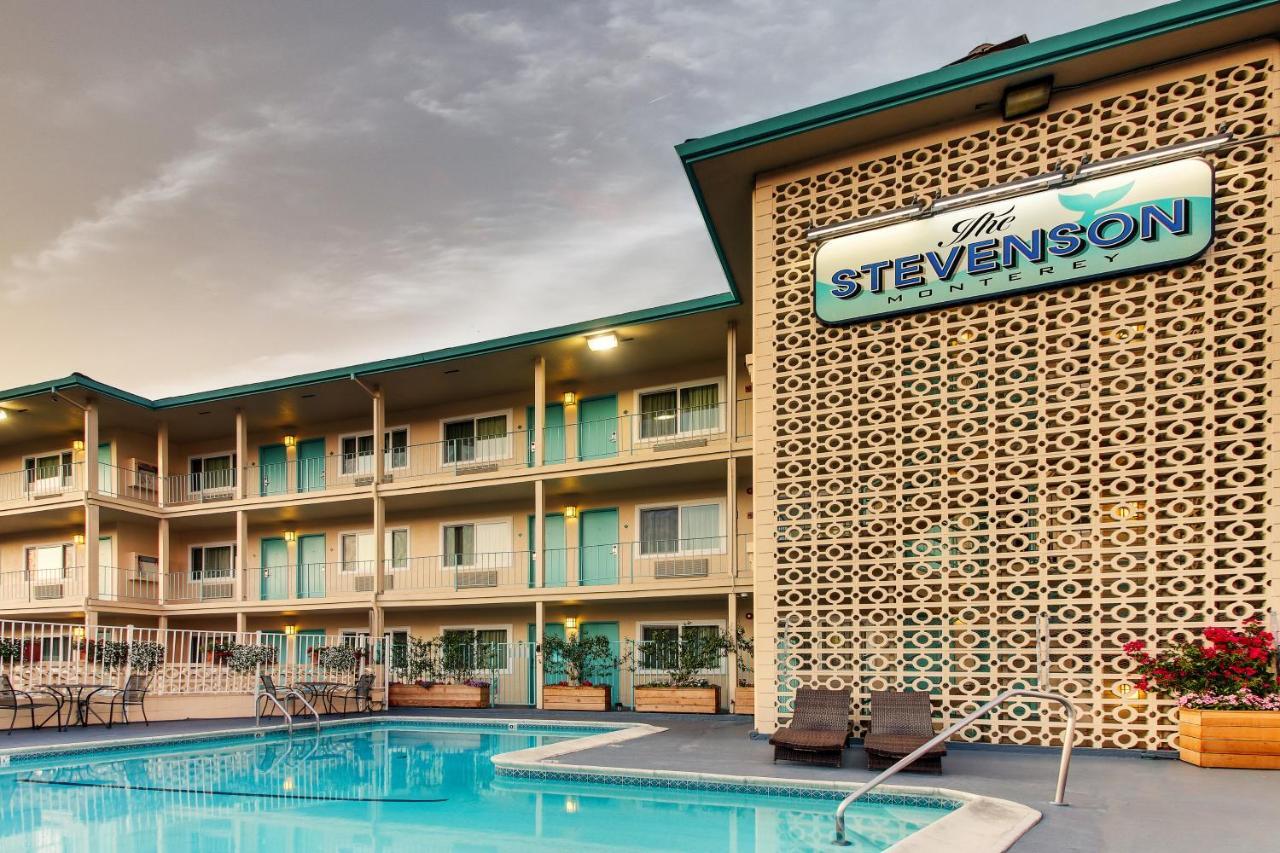 The Stevenson Monterey Motel Екстериор снимка